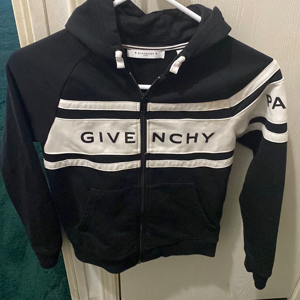 Authentic Givenchy Coat Boys 10